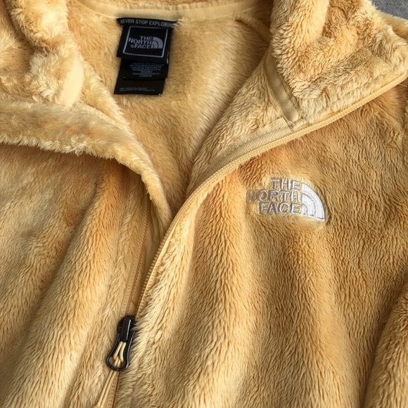 The North Face Furry Jacket - Picture 4 of 5